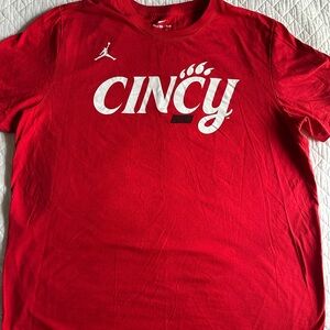Cincinnati Bearcats Nike Red Graphic Tee